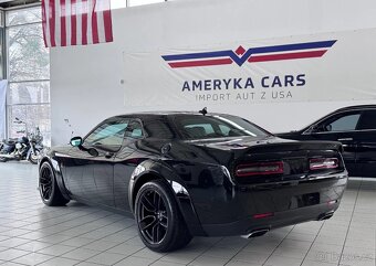 Dodge Challenger - 4