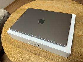 MacBook Pro 14" - M1 Pro - CZ - vesmírně šedý - 4