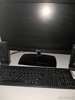 Monitor + počítač+ tiskárna+klávesnice+ myš - 4