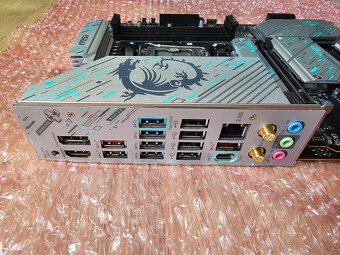 MSI MAG X670E GAMING PLUS WIFI, AMD X670E - 4