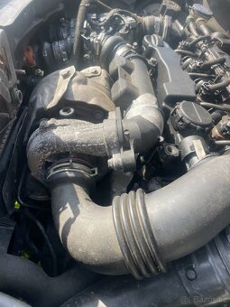 Motor Peugeot Citroen 1.6hdi 80kw kod motoru 9h01 9hz 9hx - 4
