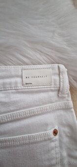 Džínové šortky Bershka - 4