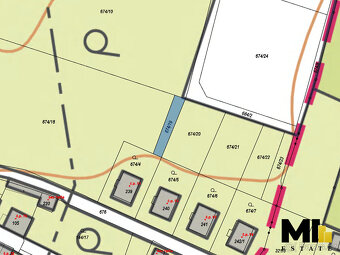 Prodej orné půdy o velikosti 138 m2 v obci Travčice, okres L - 4