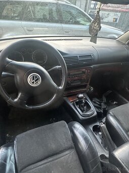 VW Passat B5,5 Náhradní díly - 4