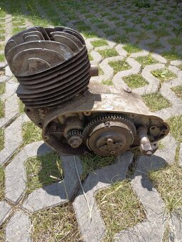 Motor manet 90 - 4