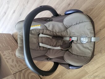 Autosedačka Maxi Cosi - 4