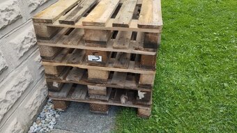 11ks PALET , DŘEVĚNÉ PALETY - Lučina u Žerm.přehrady - 4
