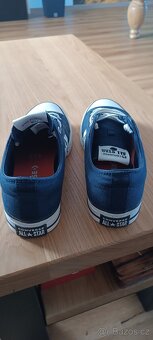 Converse - 4