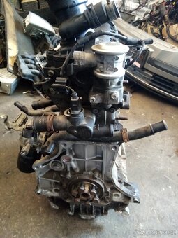 Škoda Octavia II / 2 - Motor 1.6 , 75KW , BSE - 4