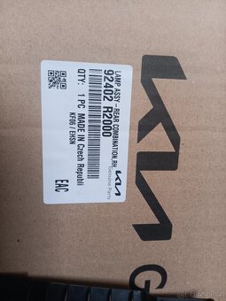Pravá zadní lampa kia sportage 92402R200 - 4