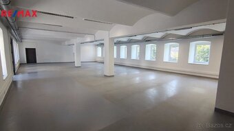 Pronájem obchodních prostor 239,38m² - Děčín - 4