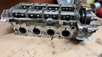 hlava motoru mercedes benz m271 1.8L - 4