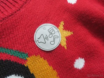 Vánoční svetr s tučňákem - nový, bliká, hraje vel. M - 4
