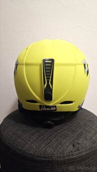 Lyžařská helma značky Bollé B-FREE - 4