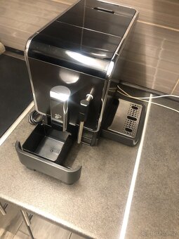 Automatický kompaktní kávovar Tchibo Esperto Latte - 4