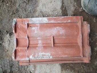 Prodám střešní tašky - 4