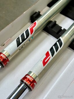 WP Xact Pro vidlice + tlumič - 4