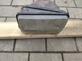 Přední světlo Škoda 120 L (4/5) - 4