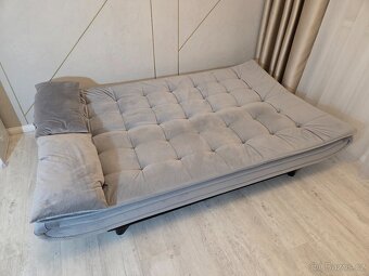 Rozkládací pohovka - 4