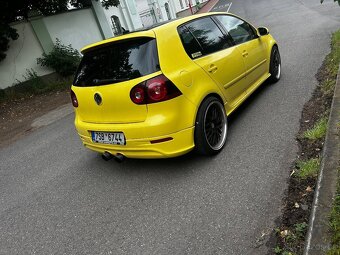 VW Golf GTi manuál - 4