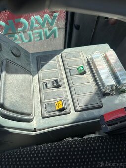 Kolový nakladač WACKER NEUSON WL38 - 4