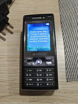SONY Ericsson K800i - 4