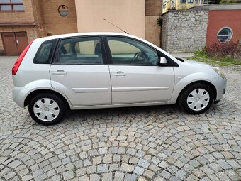 Ford Fiesta 2008 1.3 51kw, benzín - 4