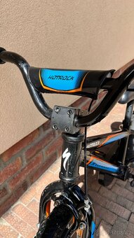 Dětské kolo Specialized Hotrock 16 - 4