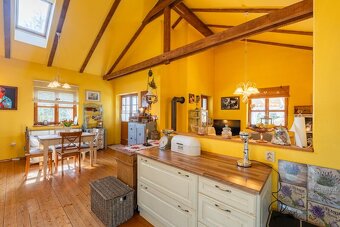 Prodej rodinného domu 165 m² na pozemku 944 m², Krupka - 4