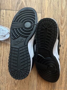 Nike Dunk Low Panda 43 - 4