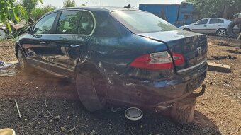 Škoda superb 2 2.0 tdi havarovaný - 4