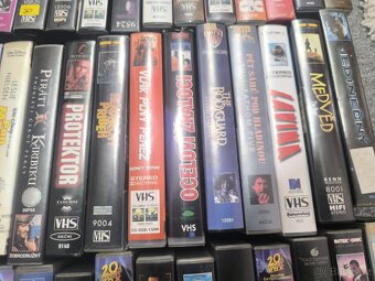 VHS kazety - 4