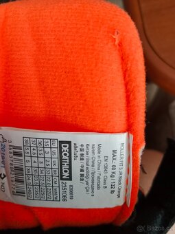 Prodám kolečkové brusle vel. 35-38 - 4