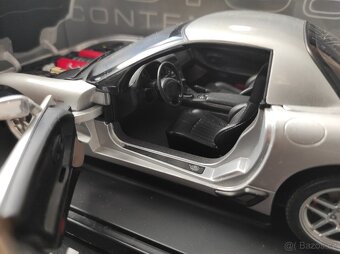 Chevrolet Corvette C5 Z06 Autoart - 4