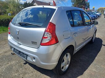 Dacia sandero 1.6 Laureate - 4