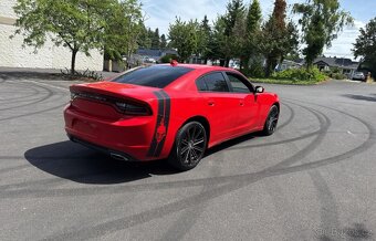 2020 Dodge Charger SXT 3.6L RWD - 4