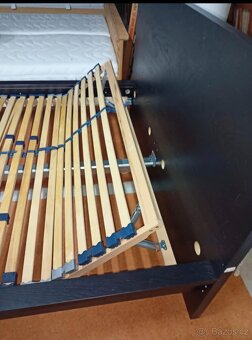 Prodám hezké letiště IKEA MALM 140 x 200 cm - 4