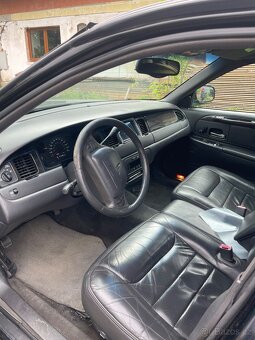 Lincoln Town Car Signature Series (1999) – 4.6L V8 (SPĚCHÁ) - 4