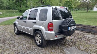 Prodám Jeep Cherokee 3.7 benzín Lpg - 4