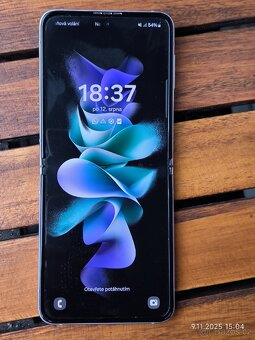 Samsung Galaxy Z Flip 3 5G 128 GB - 4