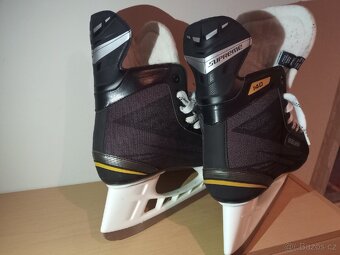 Lední brusle BAUER - 4