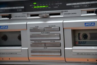 PHILIPS D8734 z roku 1982 - 4