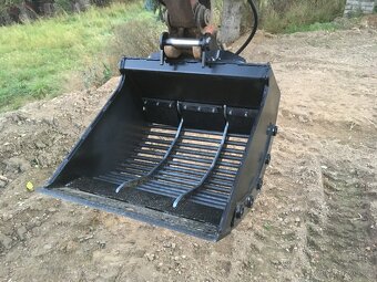 Hydraulicky pohanena prosevaci - tridici lzice na bagr - 4