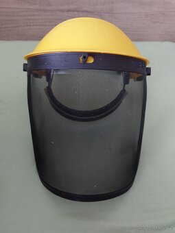 Black+Decker Aku vyžínač+2 baterie+2 struny+štít - 4