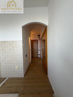 Pronájem bytu 1+1, 41 m2 – tř. Edvarda Beneše - 4