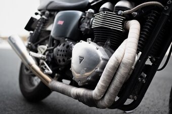 Triumph Thruxton 900 - 4