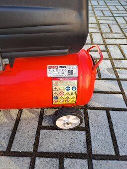 Olejový kompresor Hecht 2026 - 4