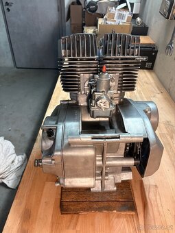 Motor Jawa 350/638 - 4