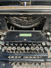 Starožitný psací stroj Continental - 4