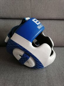 Nová boxerská přilba - 4